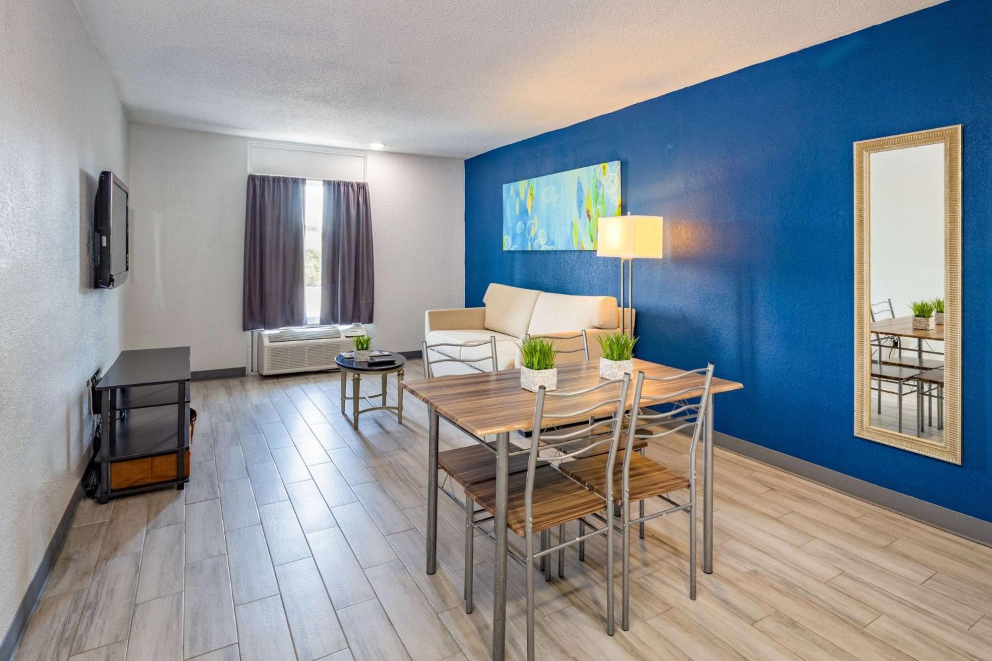 Developer Inn Orlando North, A Baymont By Wyndham 阿尔塔蒙特斯普林斯 外观 照片